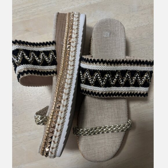 SHEIN 9W 9 Wide Width Platform Double Strap Sandal Black Gold Studs Braid - Picture 5 of 8